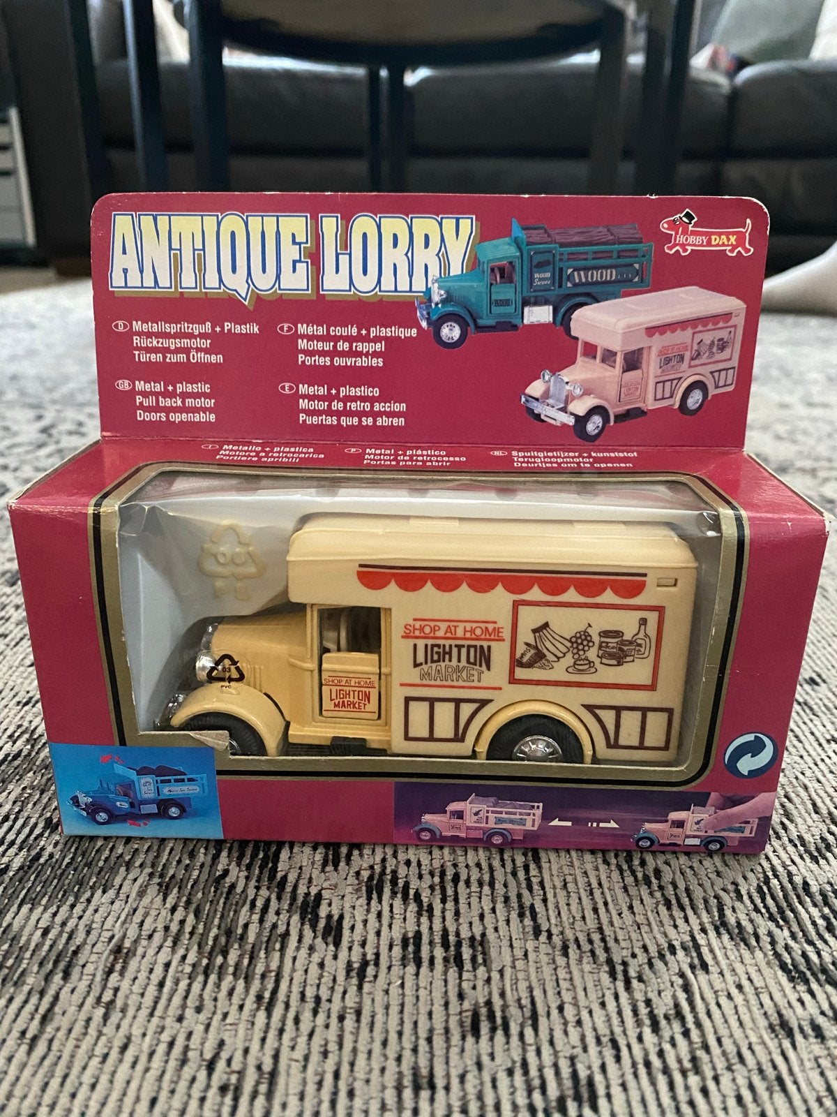 Hobby Dax Antique Lorry - Lighton Market, Overige merken, 1:32 tot 1:50, Nieuw, Ophalen of Verzenden