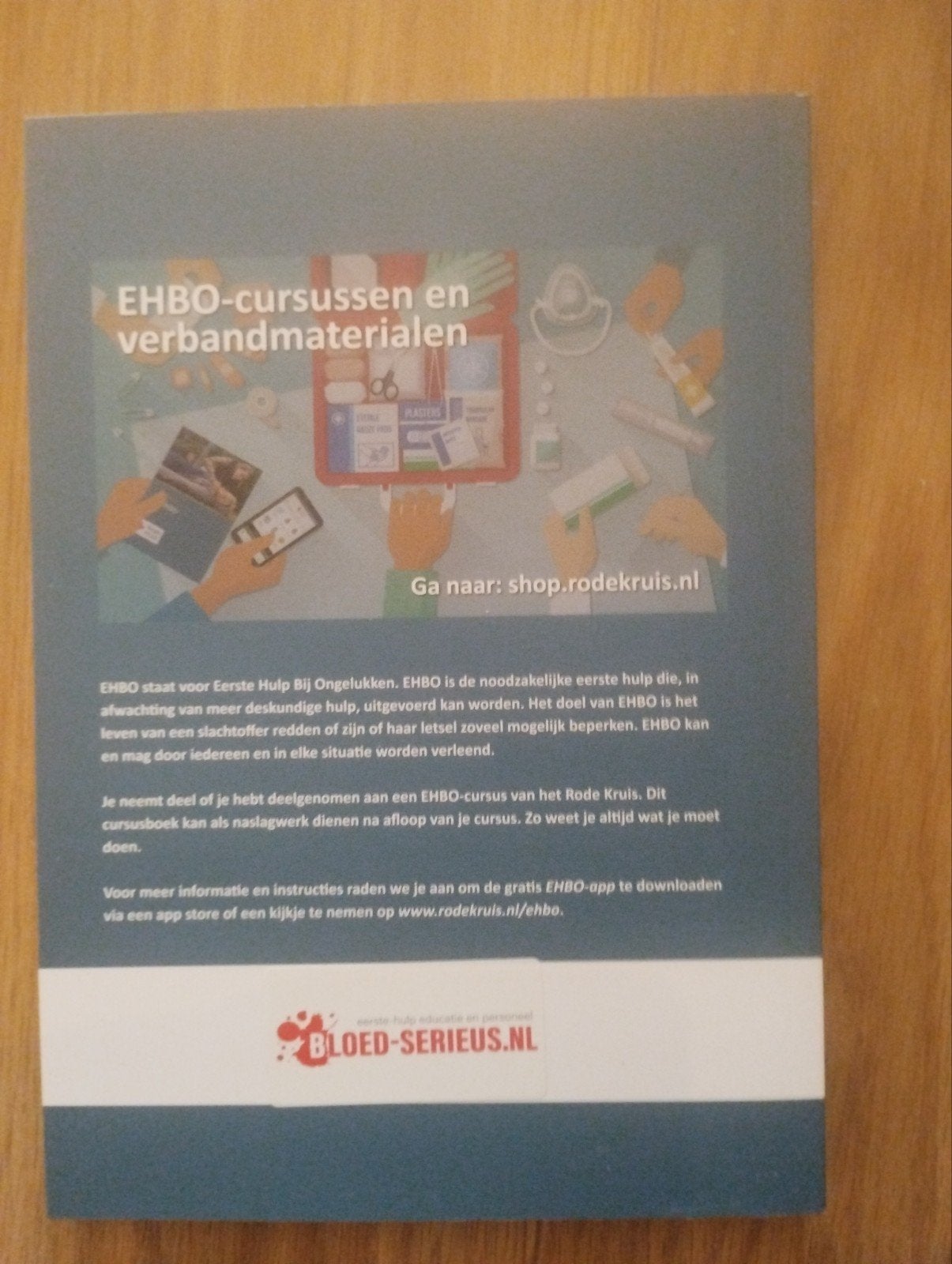 EHBO Cursusboek Rode Kruis - Zo goed als nieuw, Ophalen of Verzenden, Nieuw, Overige niveaus, Rode Kruis
