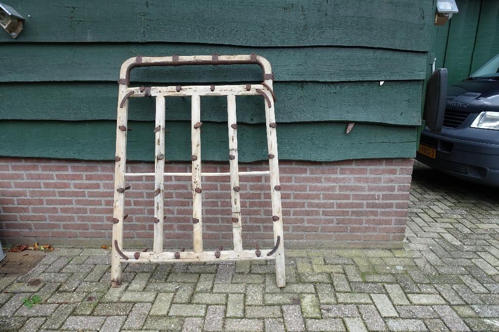 Kapstok, oude houten eg, 28 haken, origineel en leuk!, 100 tot 150 cm, Zo goed als nieuw, Hout, Ophalen