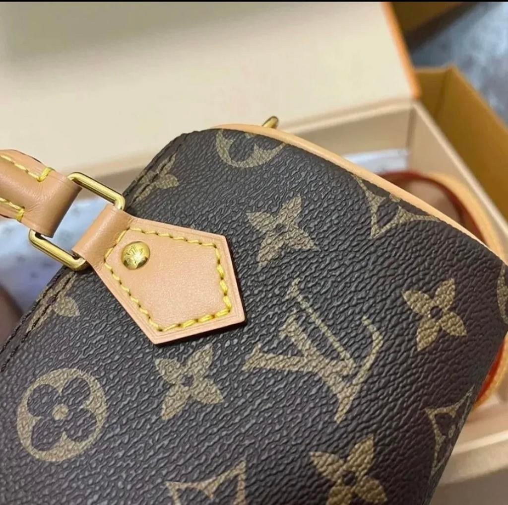 Louis Vuitton Nano Speedy Monogram Tasje, Ophalen of Verzenden, Zo goed als nieuw, Bruin, Handtas