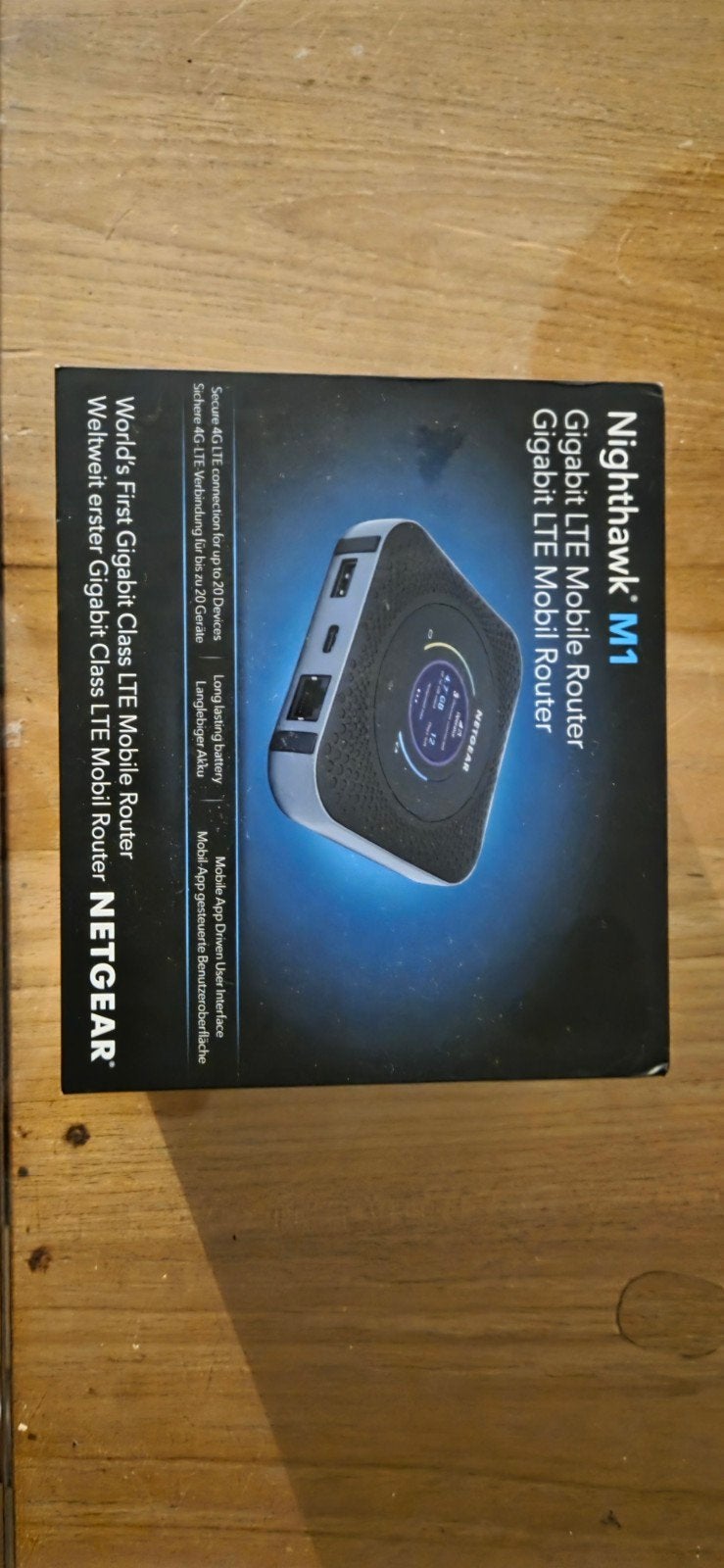 NETGEAR Nighthawk M1 Mobiele Router - Nieuw in seal, Ophalen of Verzenden, Nieuw, Router, NETGEAR