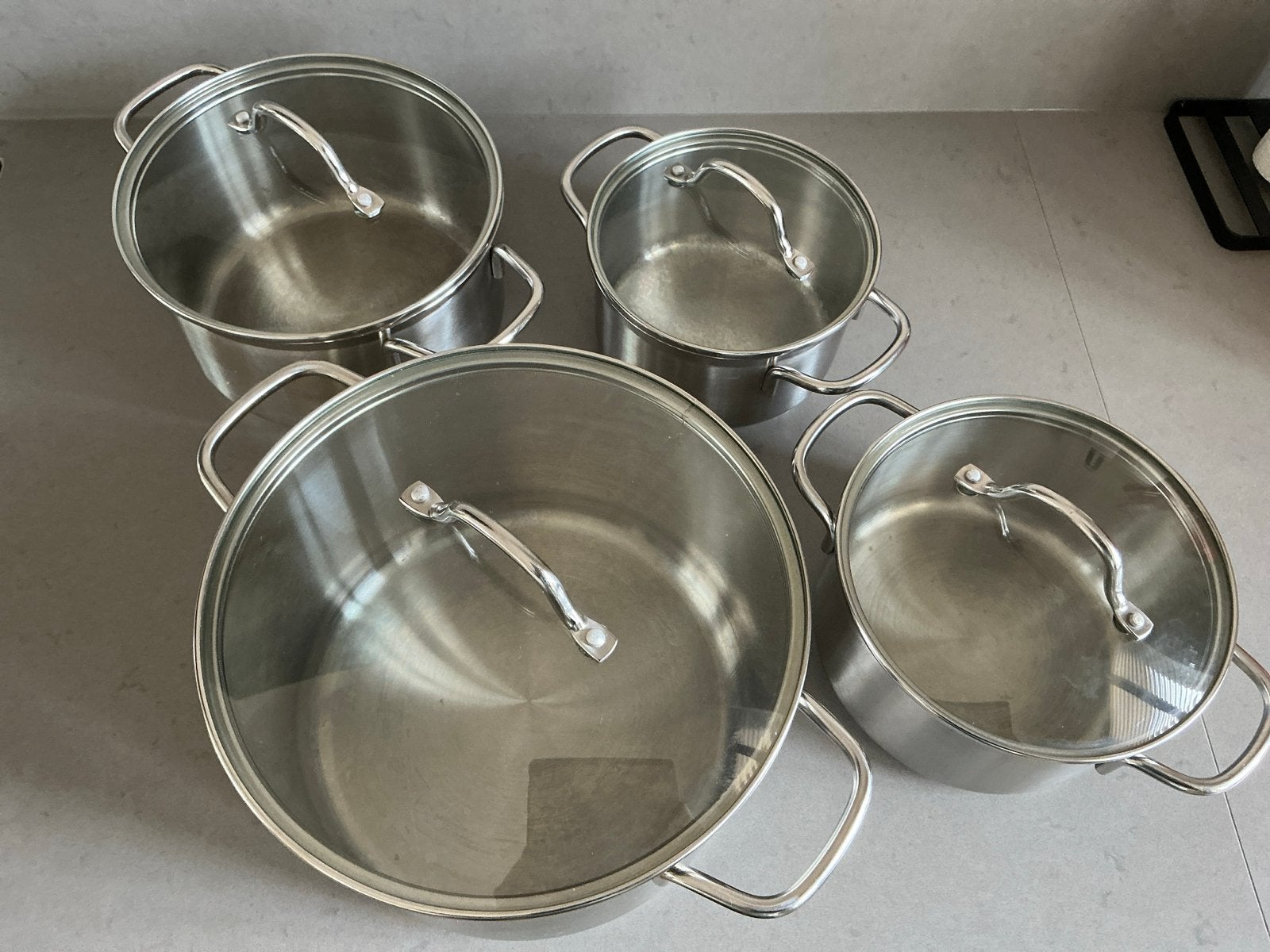Nette pannenset voor inductie - 4 formaten, Ophalen, Gebruikt, Pannenset, Rvs