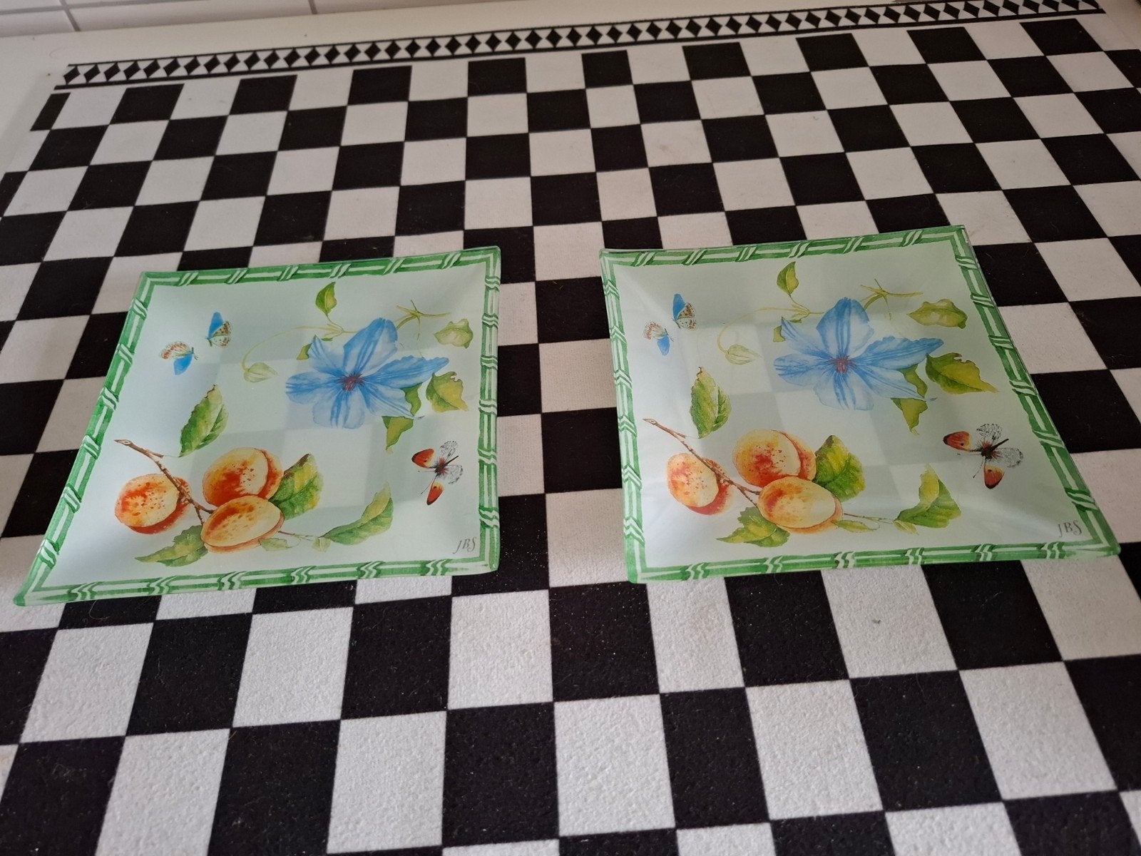 2 glazen gebakbordjes Janneke Brinkman, Ophalen of Verzenden