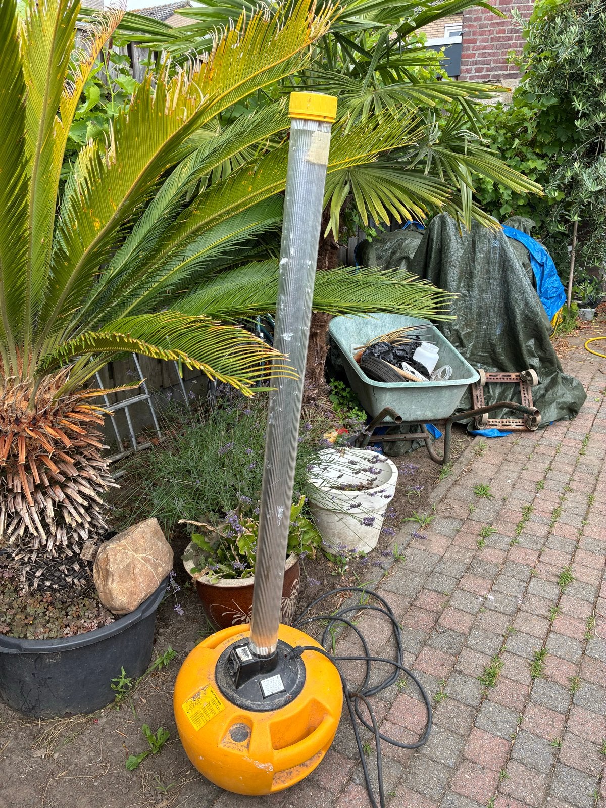 Defender 36W Uplight Bouwlamp - Robuuste Werkverlichting, Ophalen of Verzenden, Gebruikt, Minder dan 50 watt, Lamp met armatuur
