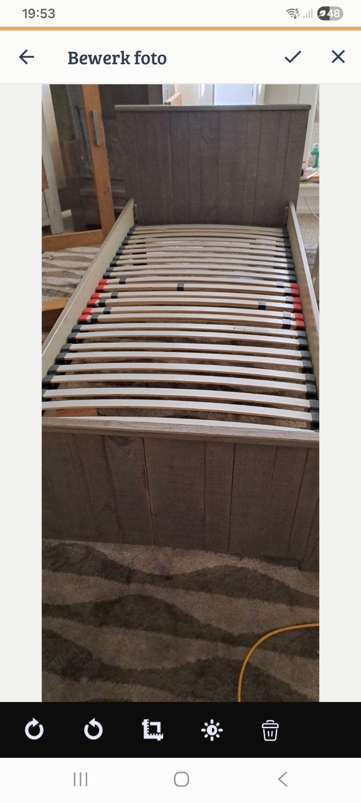 Te koop, stoer bed, met lattenbodem, 90 bij 2meter.Moet weg, Huis en Inrichting, Ophalen, 90 cm, Wit, Tweepersoons