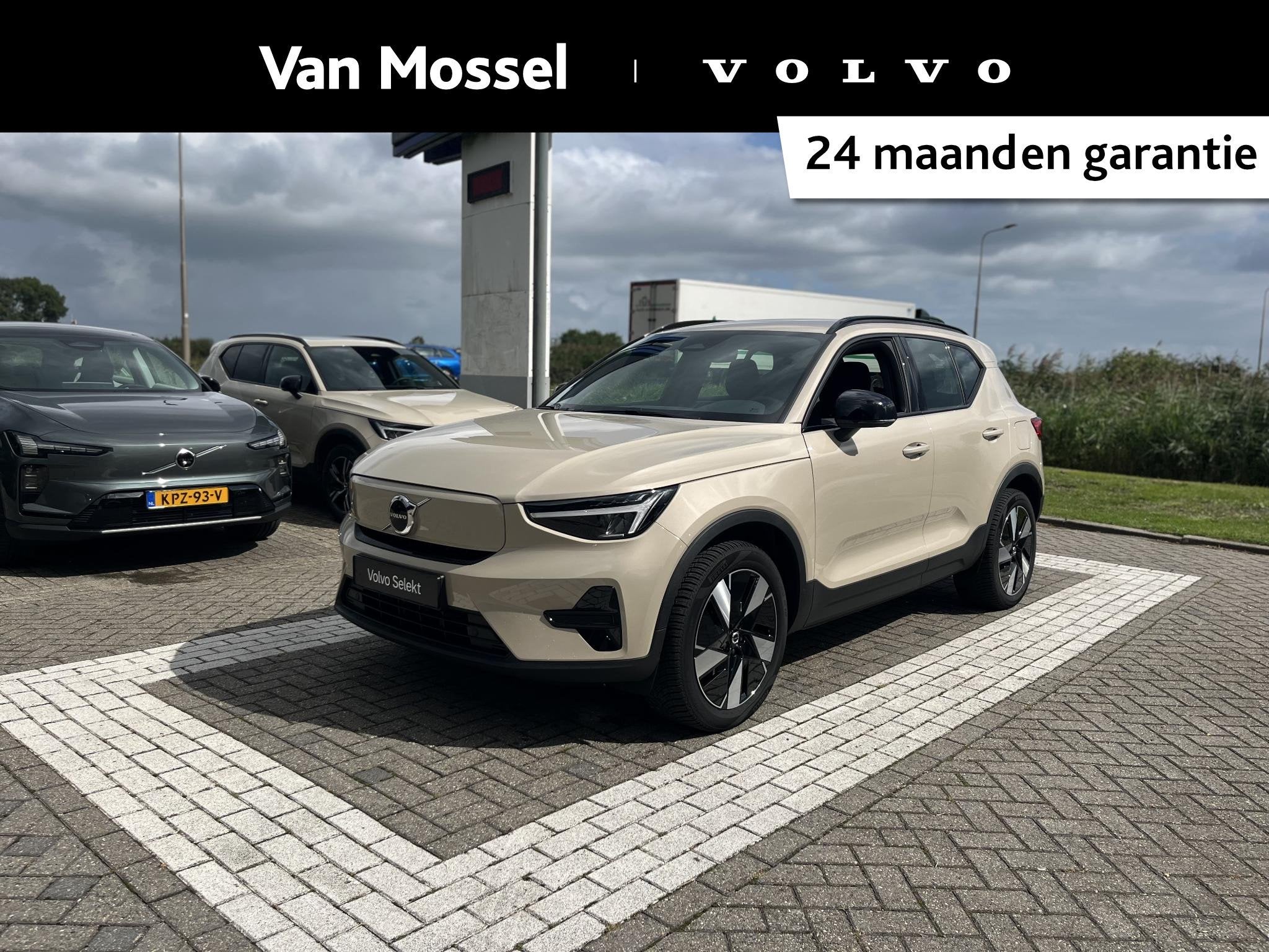 Volvo EX40 Single Motor Extended Range Plus 82 kWh | Parkeer, Auto's, Volvo, Automaat, 12 maanden, Gebruikt, Origineel Nederlands