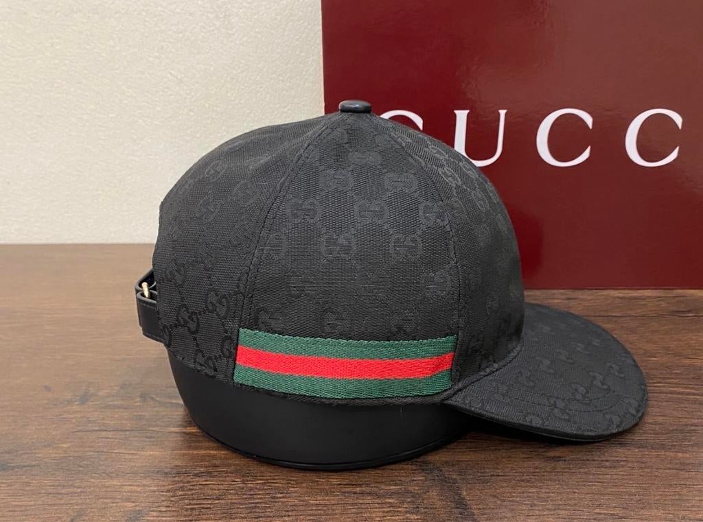 Zwarte Gucci pet - maat L, Ophalen of Verzenden, Nieuw, 58 of 59 cm (L, 7¼ of ⅜ inch), Pet