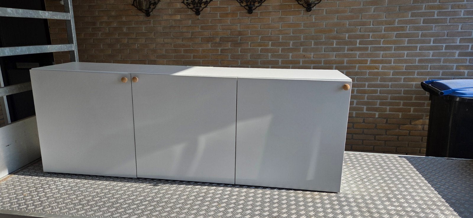 Gratis Witte televisiekast 180 x 43cm, 150 tot 200 cm, Ophalen of Verzenden, Minder dan 100 cm, Modern