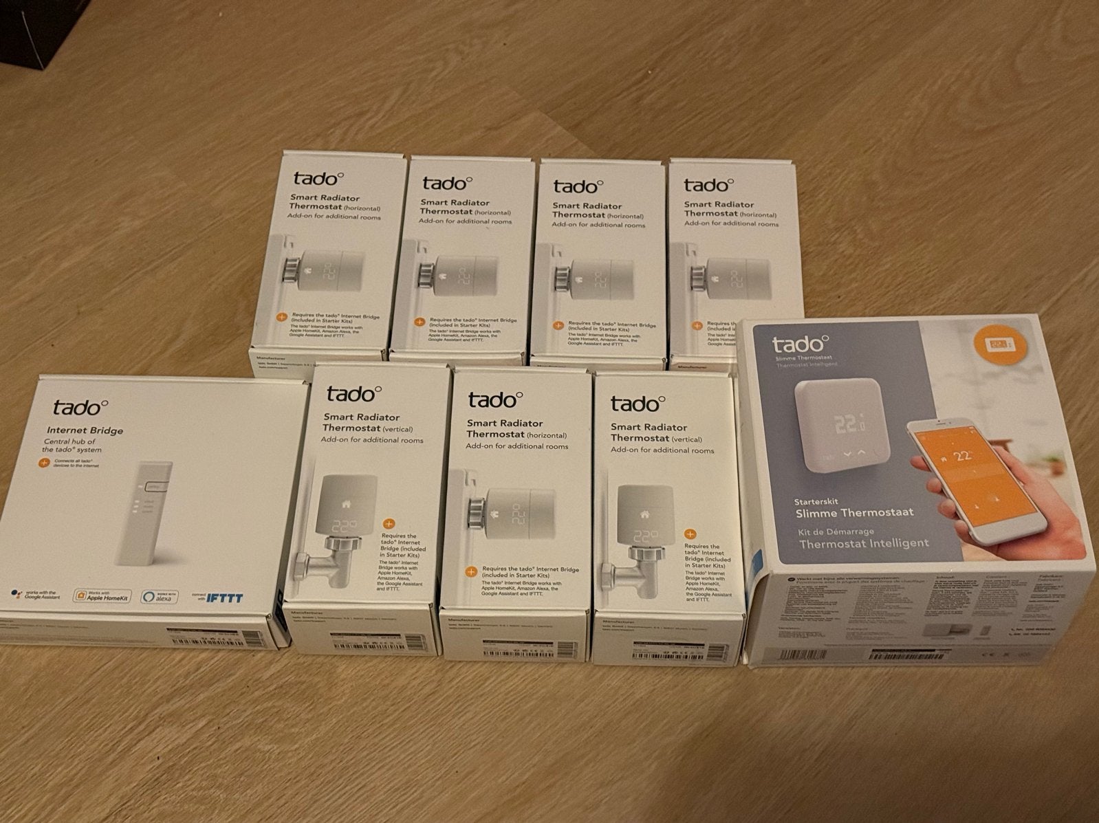 Tado Slimme Thermostaten en Internet Bridge - 7 knoppen, Ophalen of Verzenden, Slimme thermostaat, Gebruikt