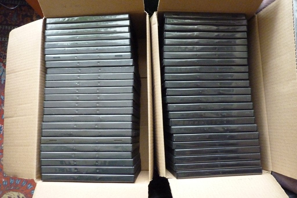 47 zwarte DVD-boxen voor 2-discs, Computers en Software, Ophalen of Verzenden, Zo goed als nieuw, Dvd, Diverse