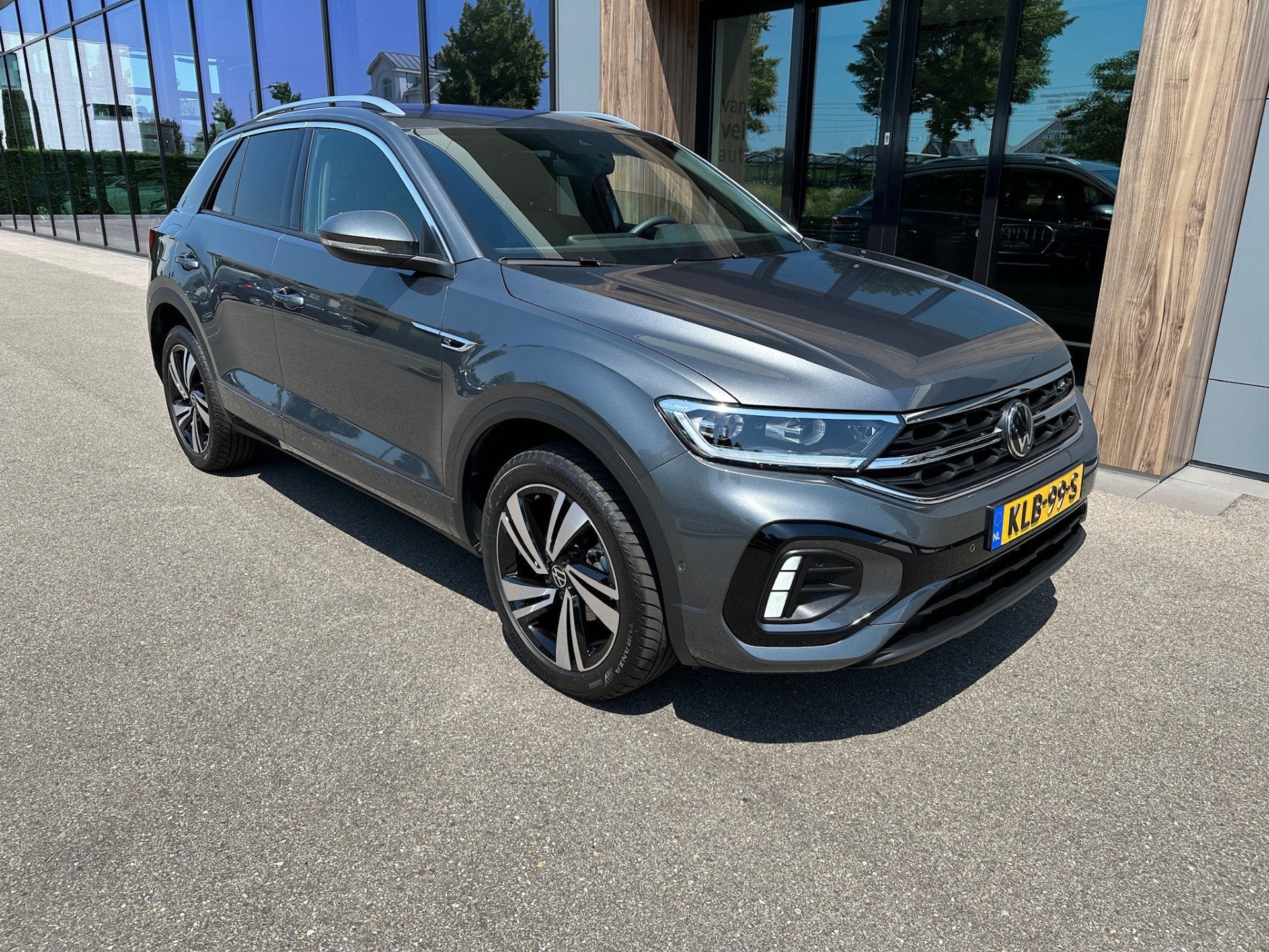 Volkswagen T-Roc 1.5 TSI 150pk DSG R-Line | Camera | Keyless, Auto's, Volkswagen, 12 maanden, 4 cilinders, Alcantara, SUV of Terreinwagen