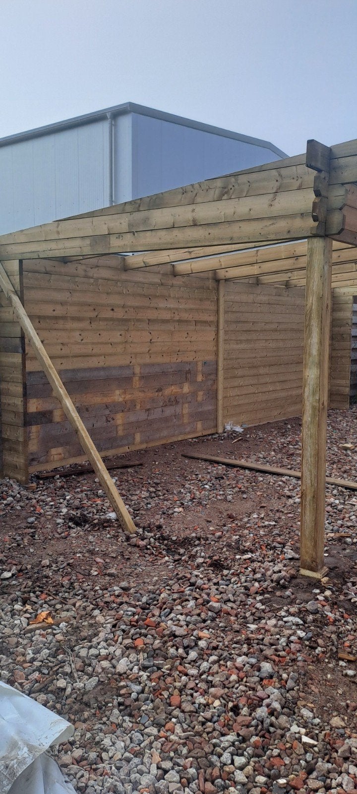 Kapschuur, Ophalen, Hout, 6 meter of meer, 1 tot 2 meter