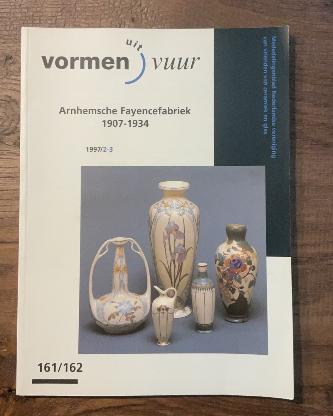 Arnhemsche Fayencefabriek 1907-1934, Ophalen of Verzenden, Gelezen, Overige onderwerpen