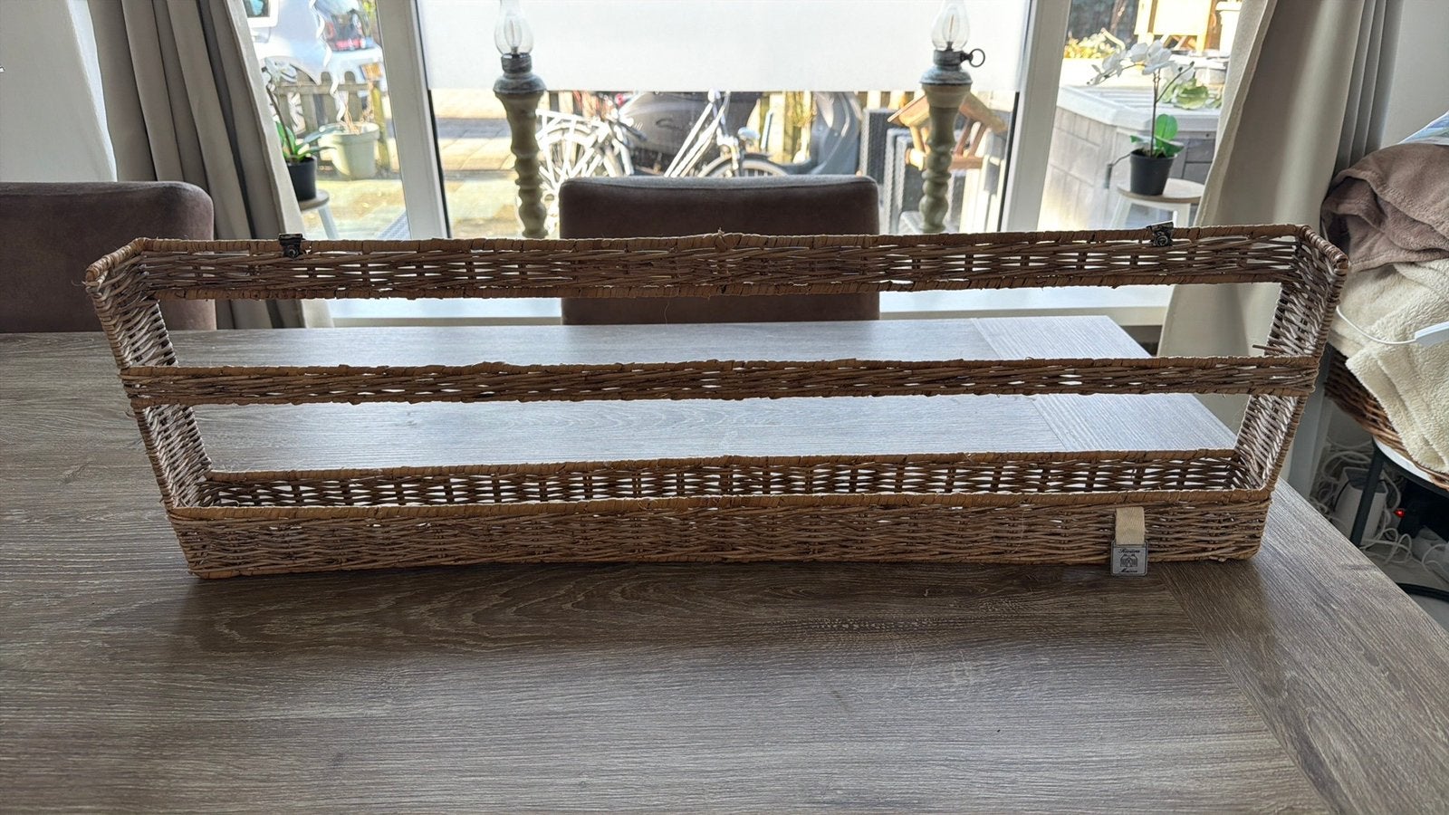 Riviera maison rattan magazines houder, Ophalen, Zo goed als nieuw