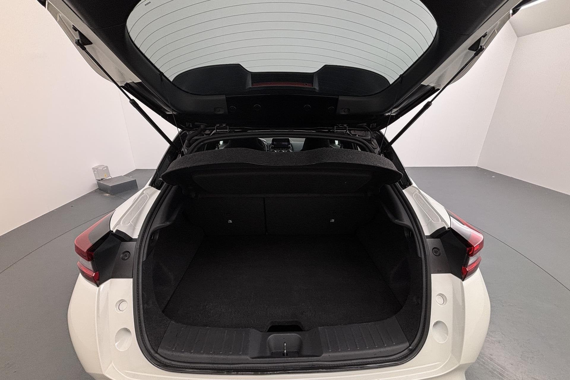 Foto 12 van Nissan Juke 1.0 DIG-T N-Design Opvallende tweekleurencombina