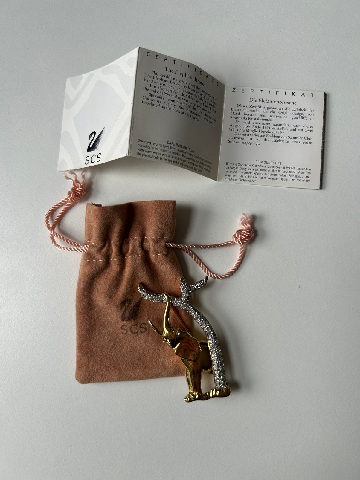 Swarovski broche olifant, Verzamelen, Ophalen of Verzenden, Gebruikt, Sieraad of Horloge