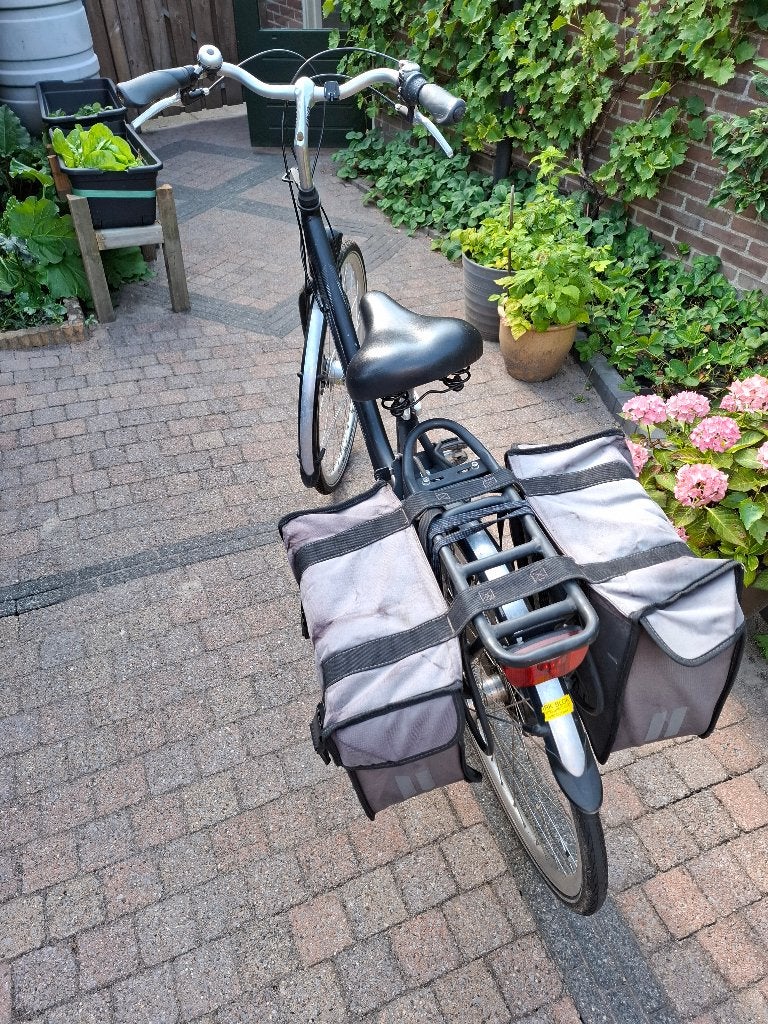 Target damesfiets met fietstassen, Gebruikt, Velgrem, Versnellingen, 50 tot 53 cm