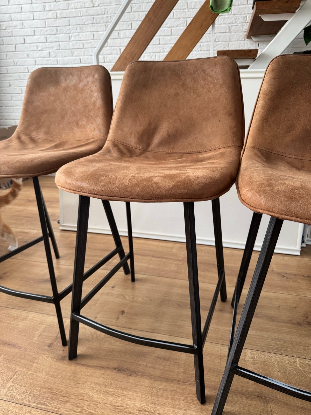 3 cognac kleurige barkrukken met stalen frame, Huis en Inrichting, Barkrukken, 3 krukken, Ophalen, Gebruikt, Metaal