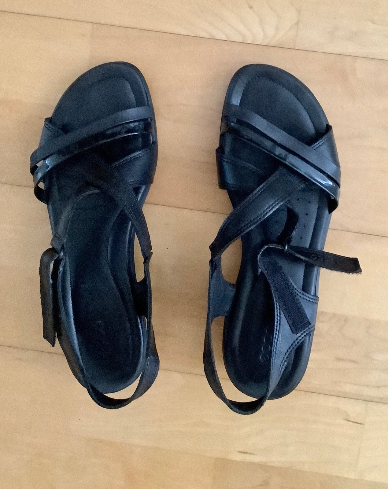 Ecco zwarte leren sandalen met klittenband sluiting, Kleding | Dames, Schoenen, Ophalen of Verzenden, Gedragen, Zwart, Sandalen of Muiltjes
