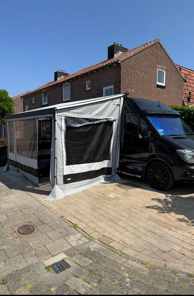 Thule voortent luifeltent residence 400cm 425cm, Caravans en Kamperen, Ophalen, Zo goed als nieuw, Tot en met 4