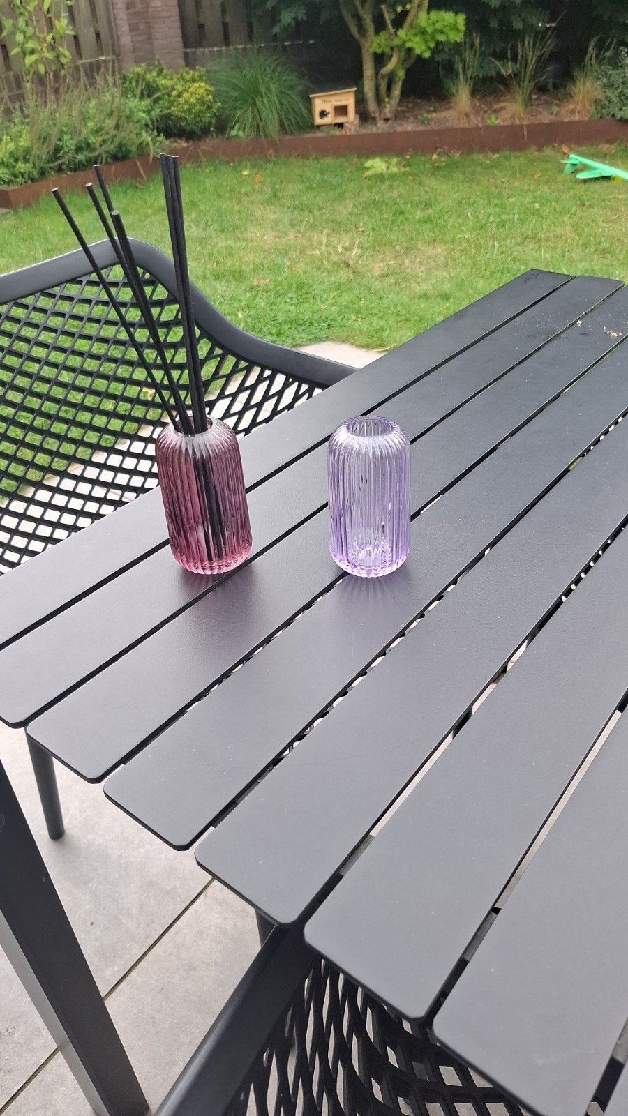 Hema vaasjes voor geurstokjes - Roze en paars, Met patroon/structuur, Ophalen of Verzenden, Roze, Glas