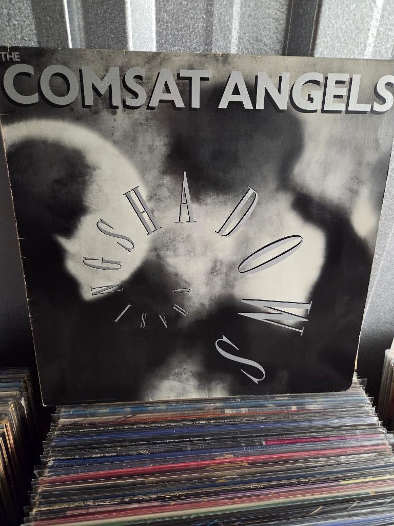 Vinyl lp COMSAT ANGELS: CHASING SHADOWS, Ophalen of Verzenden, Gebruikt, 12 inch, Alternative