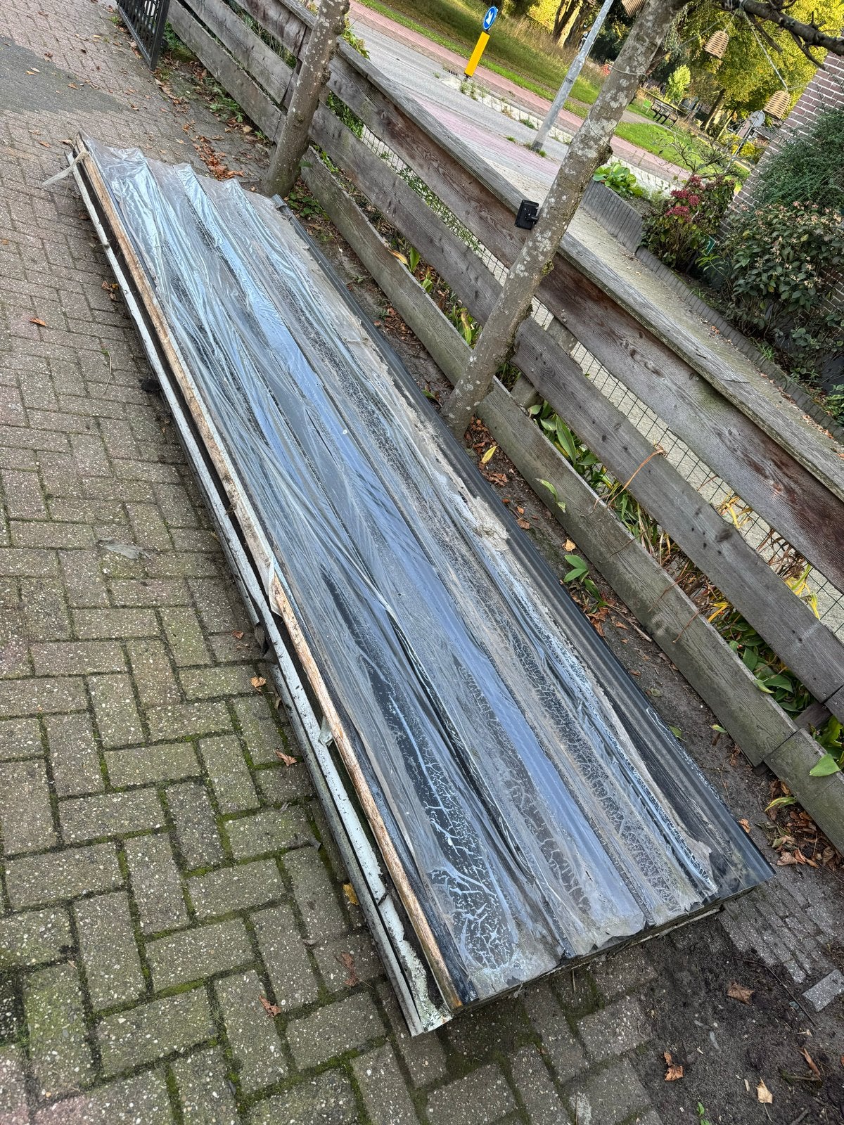 Geïsoleerde dakplaten zwart 20m2 5x4M, Zwart, Zo goed als nieuw, 15 m² of meer, Metaal