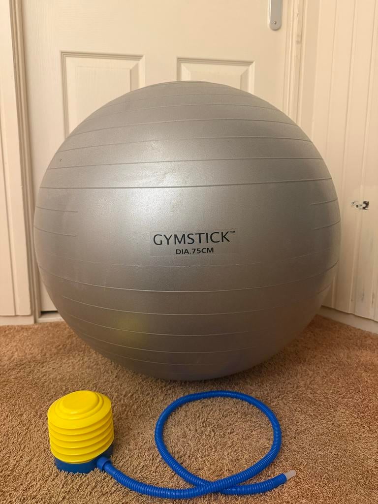 Fitnessbal 75cm met luchtpomp - GYMSTICK, Ophalen of Verzenden, Zo goed als nieuw, Buik, Fitnessbal