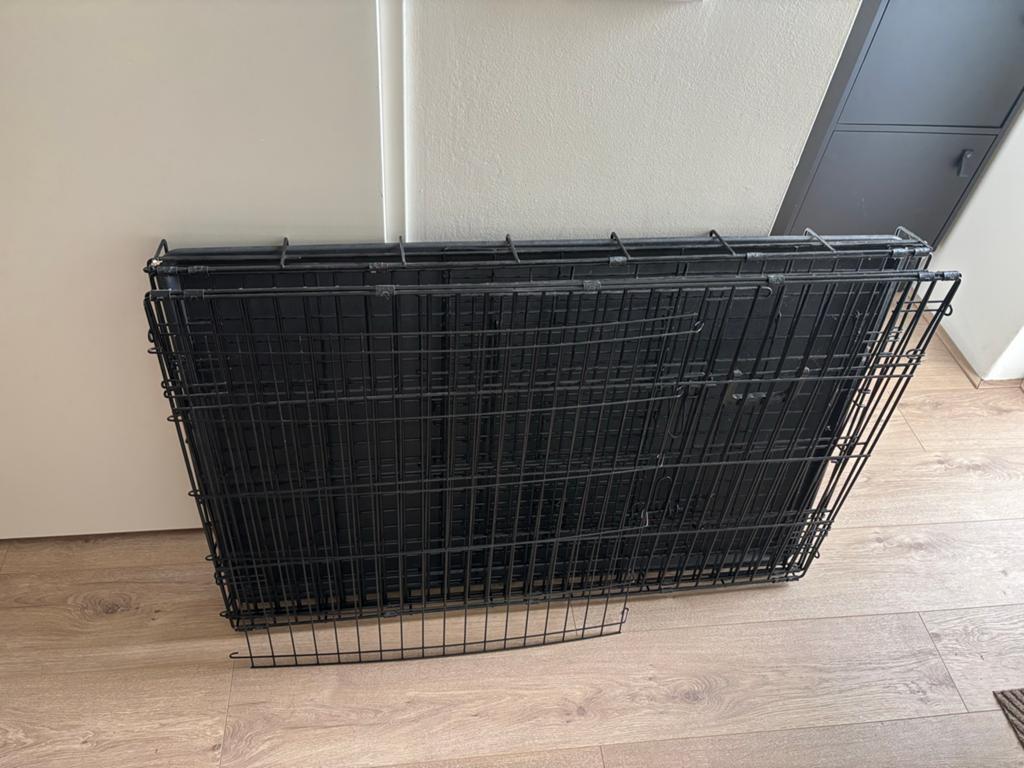 Honden bench groot 105x70cm, Ophalen, Zo goed als nieuw