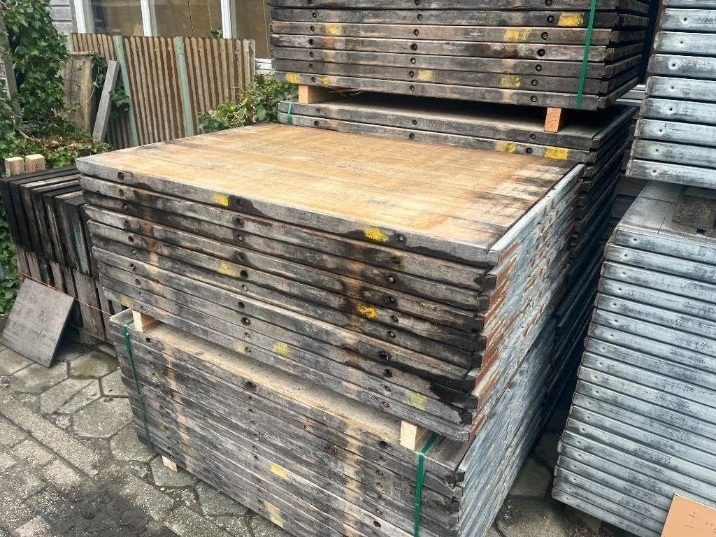 Steenschotten Hardhout, 95x140 , 50mm dik , MOOIE KWALITEIT, Gebruikt, Palen, Ophalen of Verzenden, Hardhout