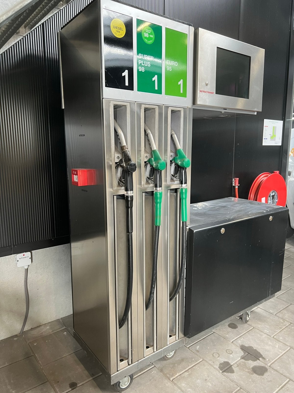 Tankstation dummie, Ophalen, Gebruikt