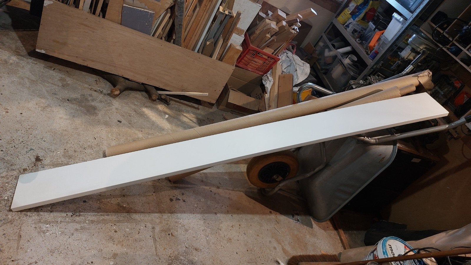 Vensterbank wit, bijna 230x22x30 cm, Doe-het-zelf en Verbouw, Hout en Planken, Ophalen, 25 tot 50 mm, Plank, Minder dan 200 cm