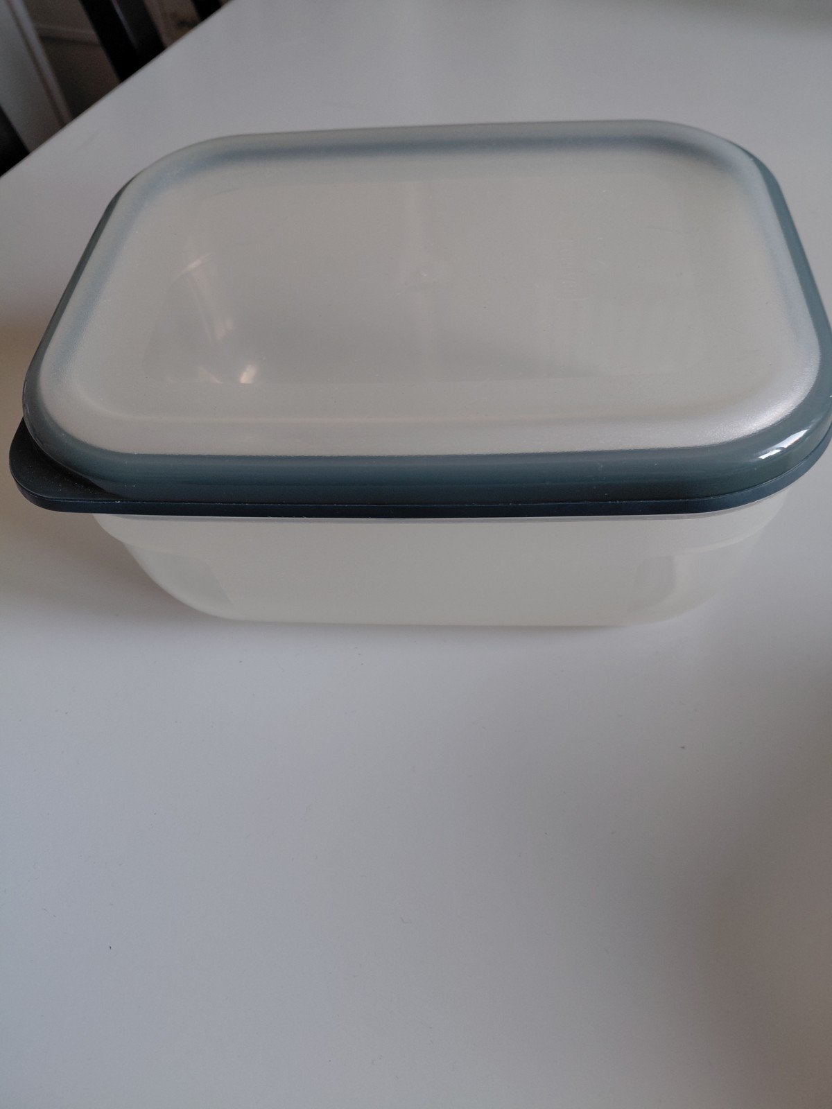 Curver vershouddoos. 1,8 liter. Vrijwel nieuw., Ophalen of Verzenden, Zo goed als nieuw, Beker of Kan