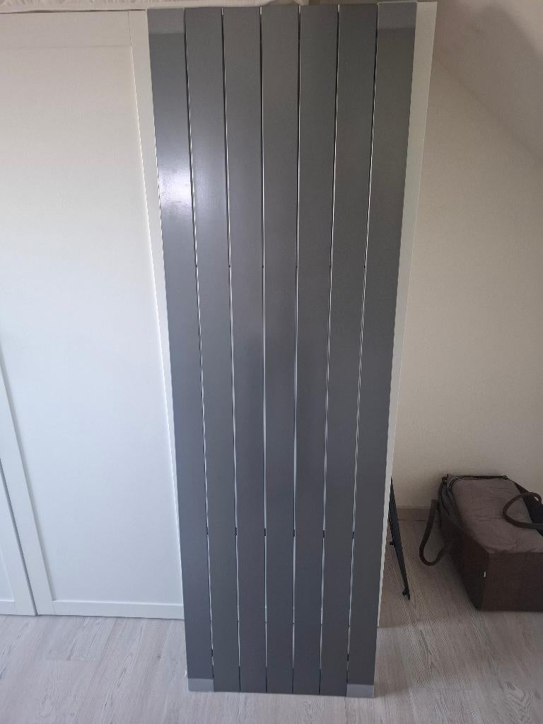 Design radiator, nieuw., Doe-het-zelf en Verbouw, Verwarming en Radiatoren, Ophalen, Radiator, Nieuw, Minder dan 60 cm