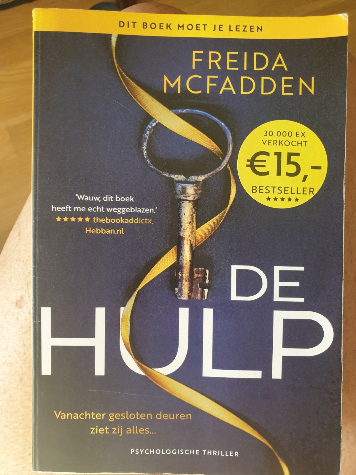 Freida McFadden - De hulp, Ophalen of Verzenden, Zo goed als nieuw, Freida McFadden
