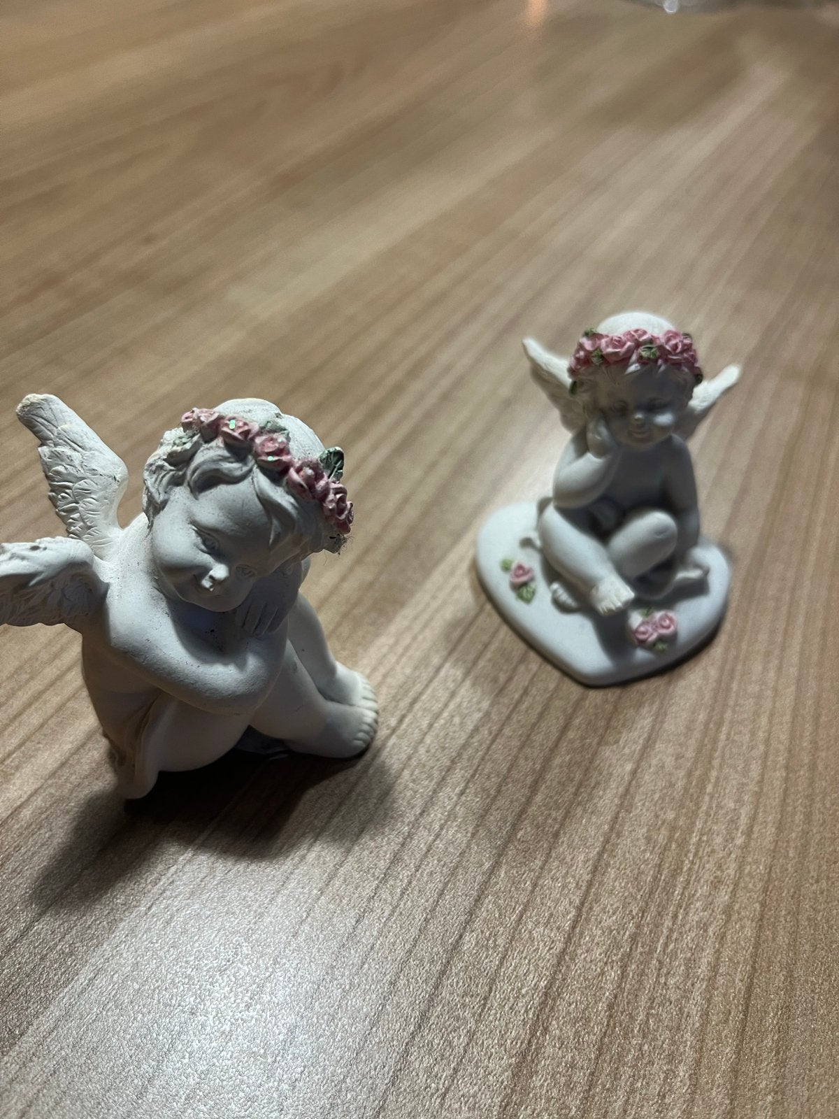 Set van 5 schattige engeltjes beeldjes met rozenkrans, Ophalen of Verzenden, Zo goed als nieuw, Religie