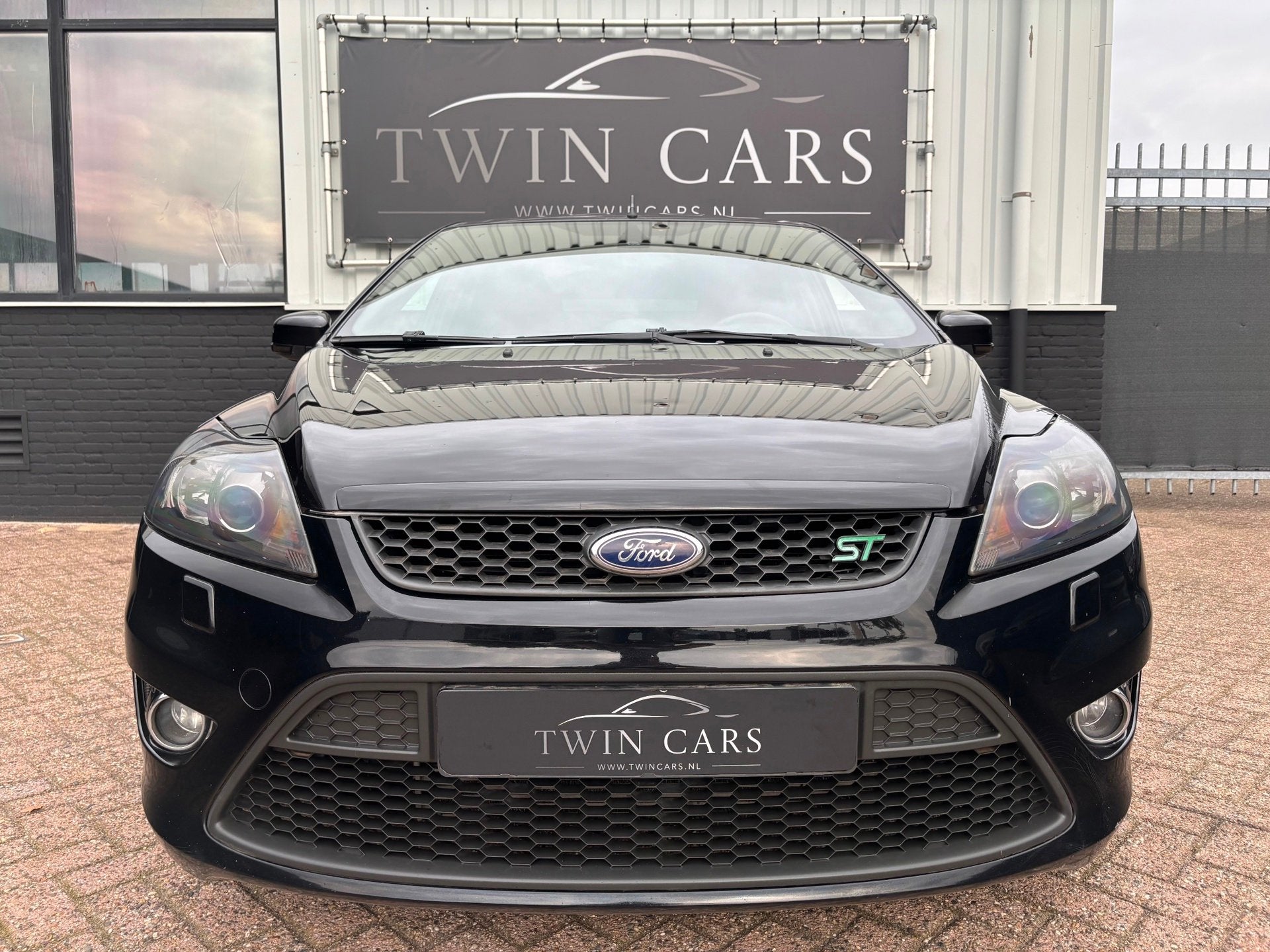 Ford Focus 2.5 ST Xenon Clima 18", Stof, Gebruikt, Zwart, 1337 kg