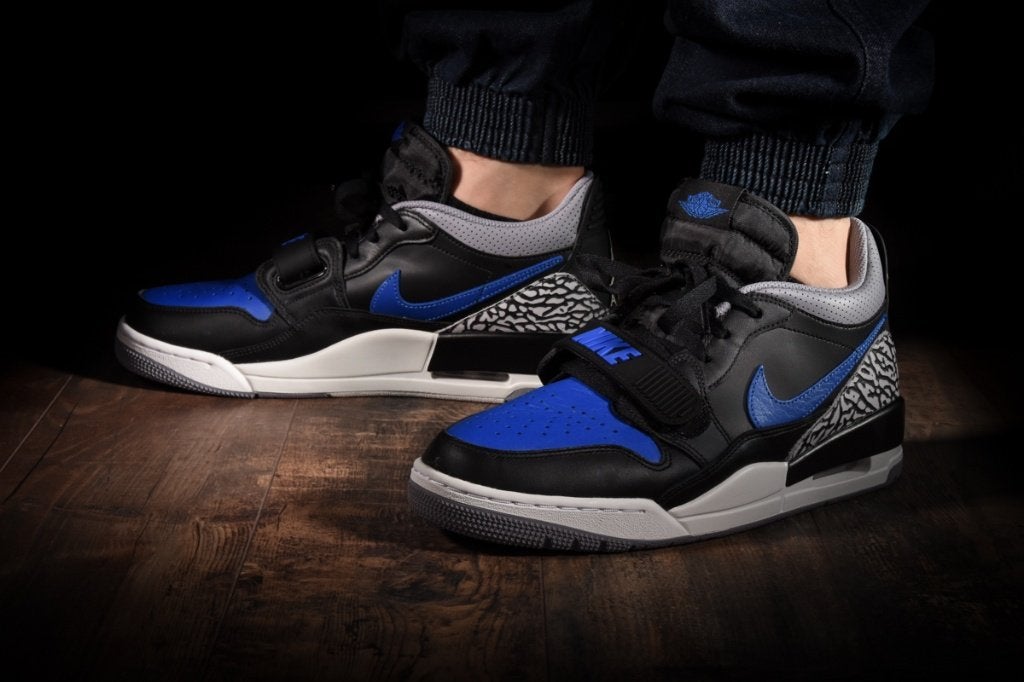 Nike Air Jordan Legacy 312 Low (maat 37.5), Kleding | Heren, Overige kleuren, Ophalen of Verzenden, Sneakers of Gympen, Zo goed als nieuw