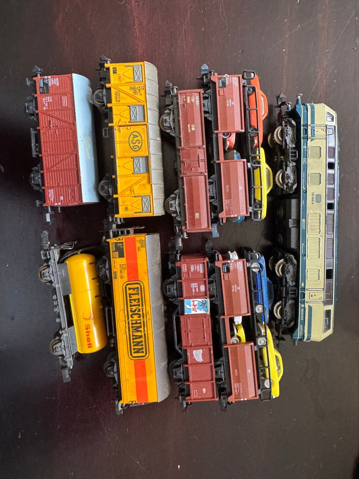 Roco 02150 BR215 met goederenwagons | 1/160 n spoor, Gelijkstroom, Ophalen of Verzenden, Roco, Analoog
