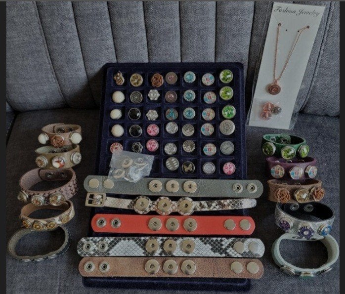 Leuke partij click sieraden, Ophalen of Verzenden, Nieuw