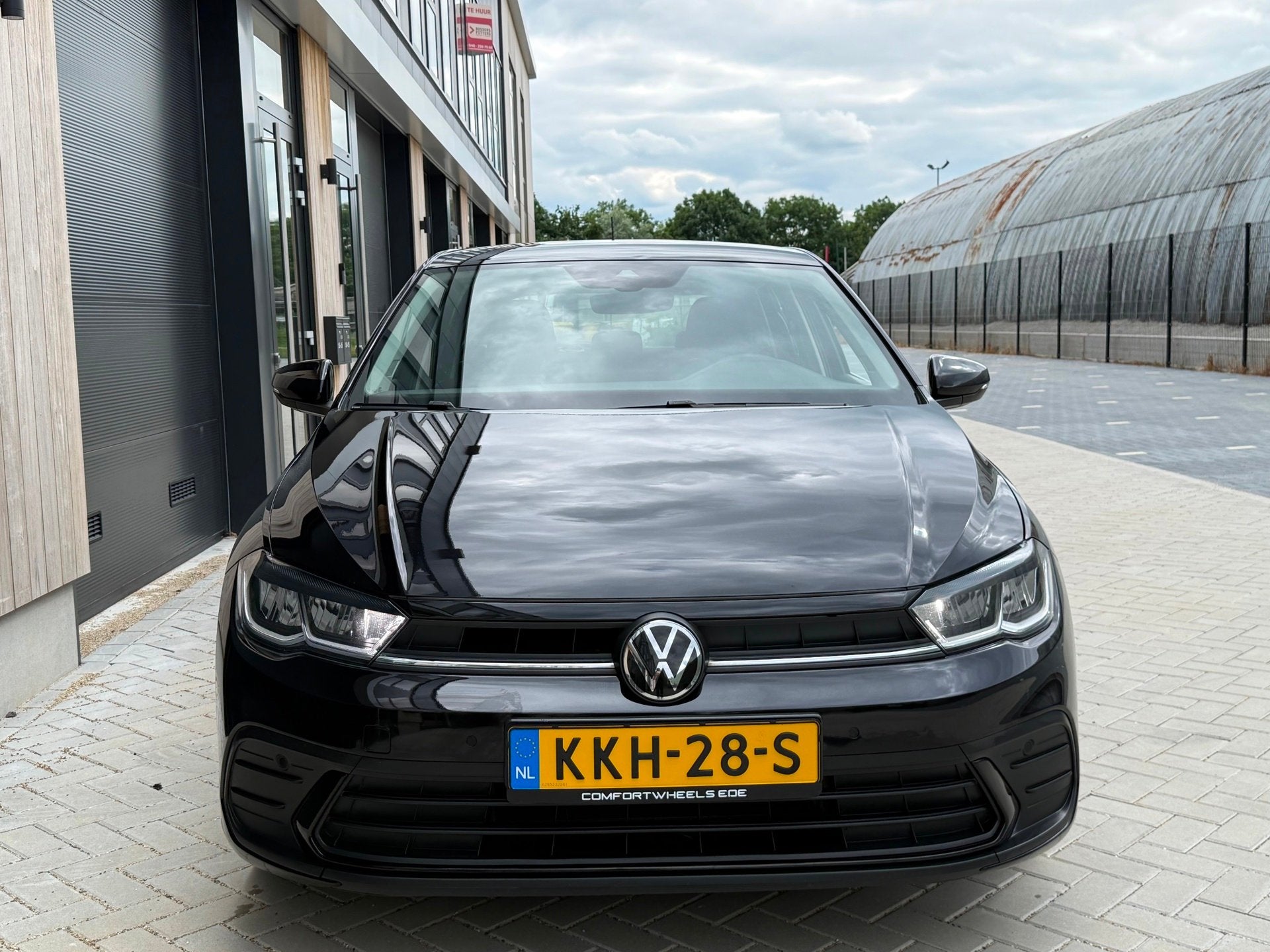 Volkswagen POLO 1.0 MPI Life (bj 2022) CarPlay|LED|Virtual D, Auto's, Volkswagen, Stof, Gebruikt, Euro 6, Zwart