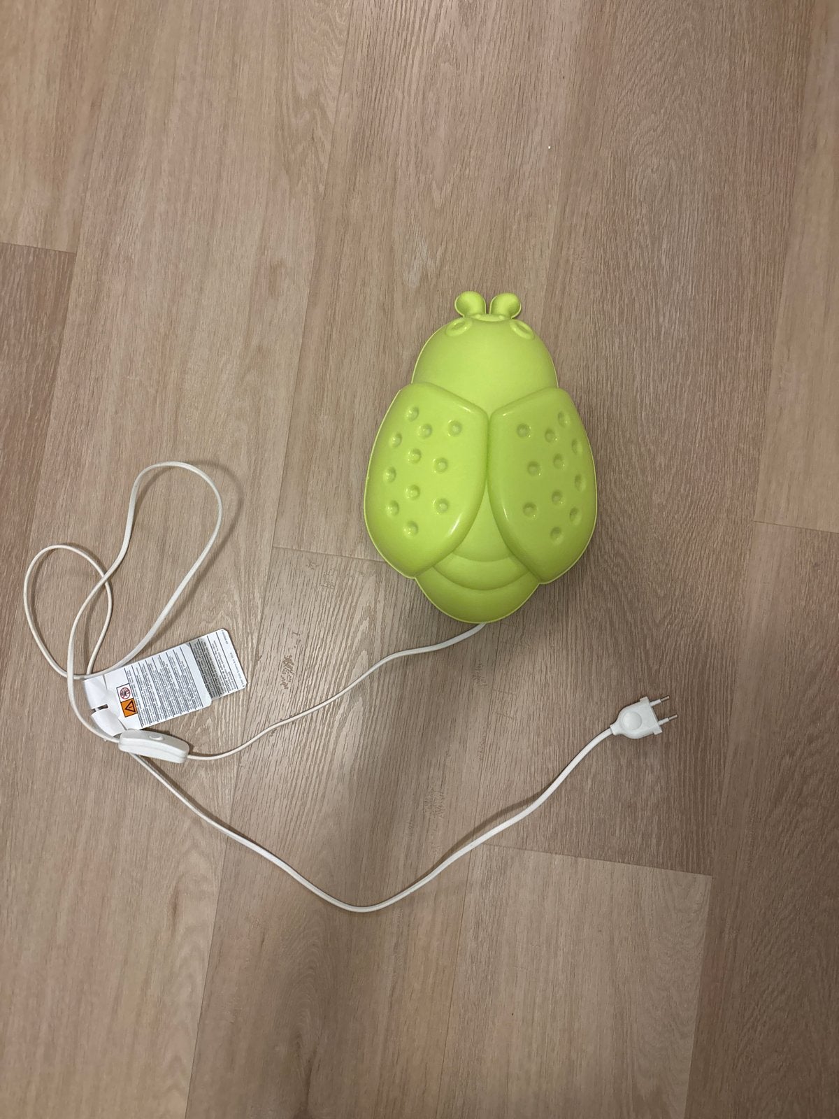 Leuke groene lieveheersbeestje lamp voor kinderkamer voor 5€, Kinderen en Baby's, Kinderkamer | Inrichting en Decoratie, Ophalen