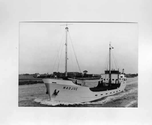 scheepvaart-foto-madjoe, Ophalen of Verzenden, Zo goed als nieuw, Motorboot, Boek of Tijdschrift