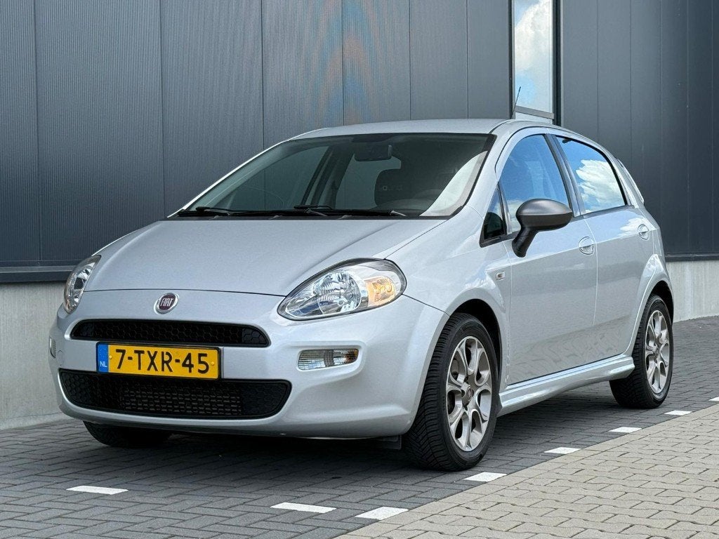 Fiat Punto 0.9 Twinair 100PK 5DR 2014 Airco - L.M - NAP, Voorwielaandrijving, Stof, Zwart, 100 pk