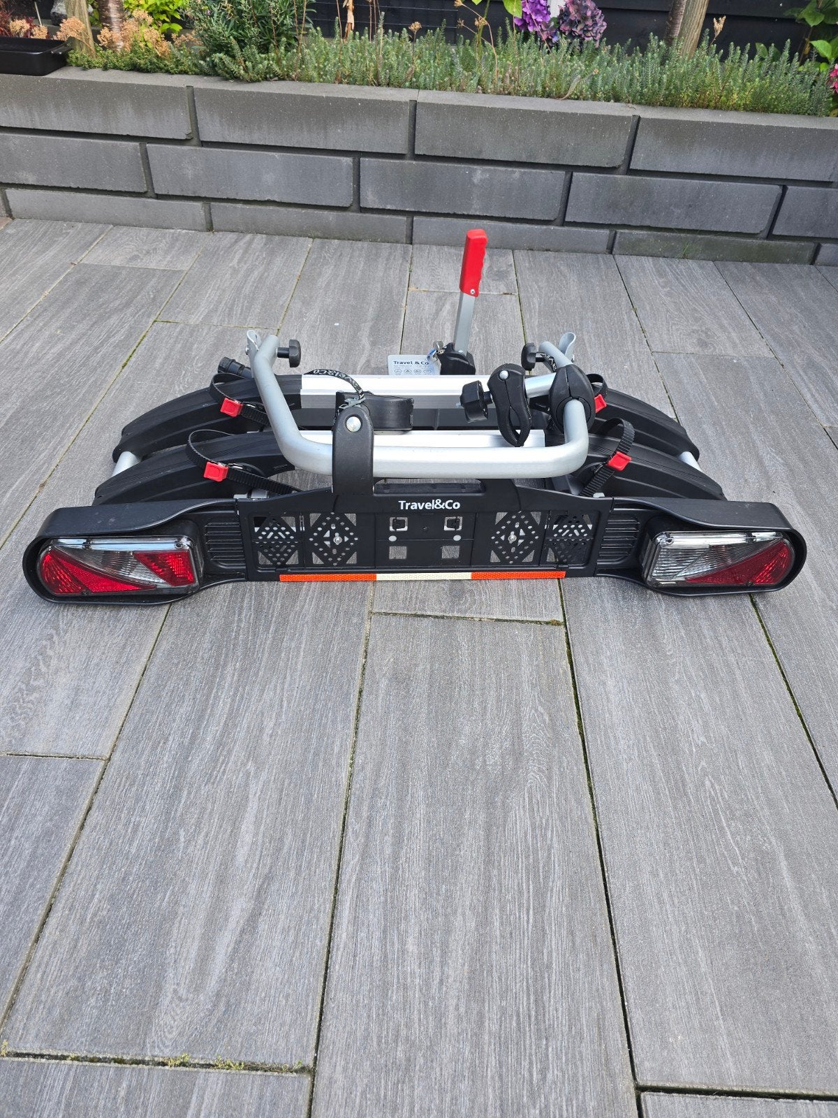 Travel & Co kantelbare fietsendrager (z.g.a.n.), Ophalen, Elektrische fiets, Zo goed als nieuw, 2 fietsen