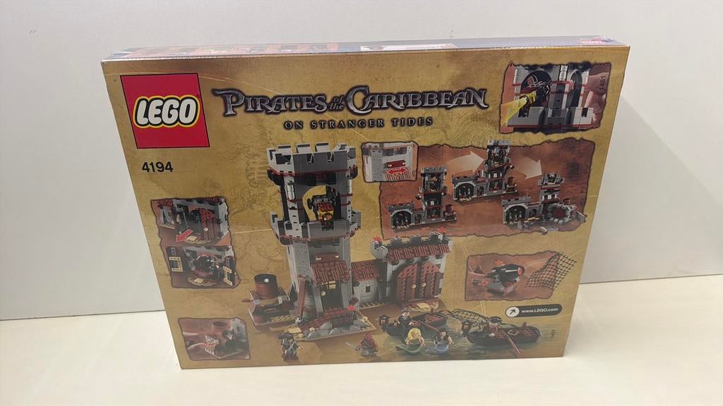 LEGO Pirates of the Caribbean 4194 Whitecap Bay NIEUW, Kinderen en Baby's, Speelgoed | Duplo en Lego, Ophalen, Nieuw, Complete set