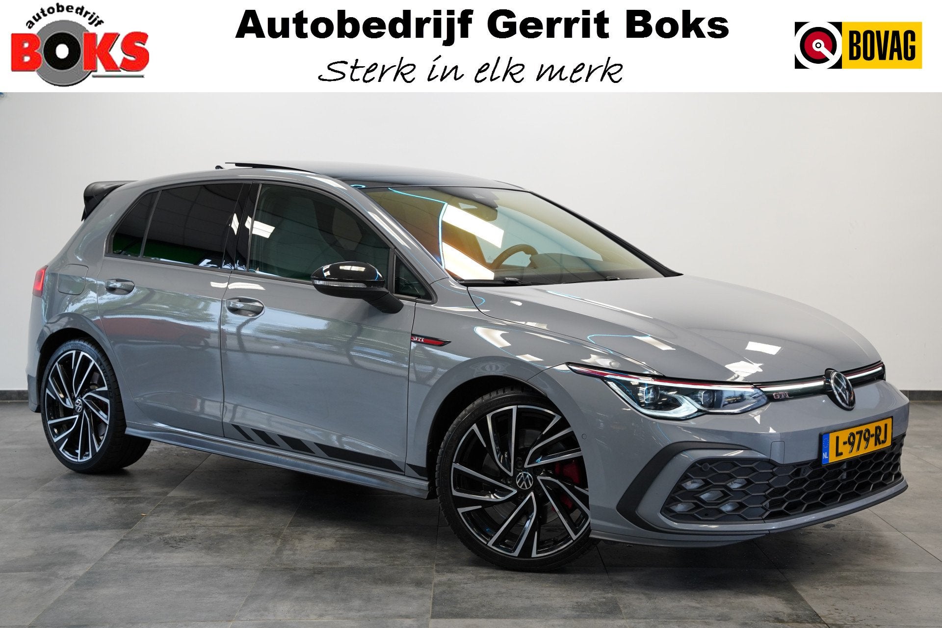 Volkswagen Golf 2.0 TSI GTI Akrapovič Panoramadak Harman&Ka, 730 kg, 4 cilinders, 1984 cc, Automatische klimaatregeling