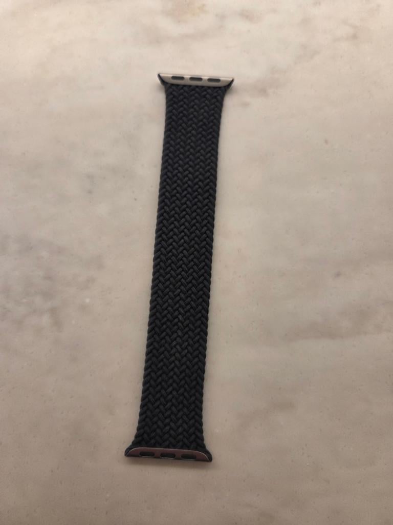 Origineel Apple Watch Bandje Antraciet Gevlochten Solo Loop, Ophalen of Verzenden, Zo goed als nieuw, Zwart, Apple