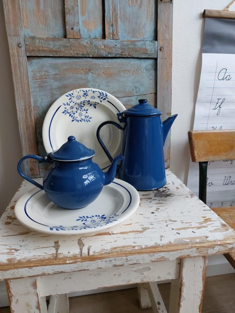 Blauw emaille theepotje + koffiepotje, Ophalen of Verzenden