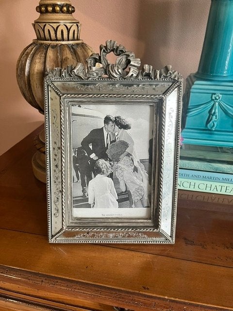 f3 Vintage fotolijst met bewerkt glazen rand, Verzenden, Fotolijst, Zilver, Glas